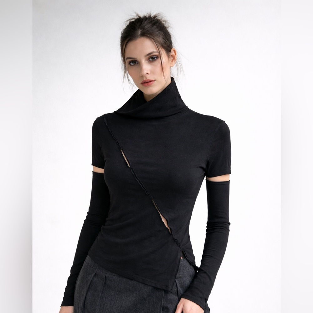 Gianfranco FERRE Runway Collection Black Long  Sleeve Turtleneck Cotton Top